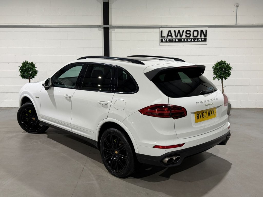 USED 2017 67 PORSCHE CAYENNE 3.0 V6 E-Hybrid S Platinum Edition SUV 5dr Petrol Plug-in Hybrid TiptronicS 4WD Euro 6 (s/s) (416 ps) 