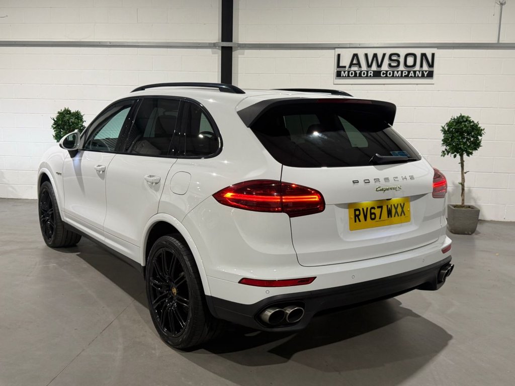 USED 2017 67 PORSCHE CAYENNE 3.0 V6 E-Hybrid S Platinum Edition SUV 5dr Petrol Plug-in Hybrid TiptronicS 4WD Euro 6 (s/s) (416 ps) 