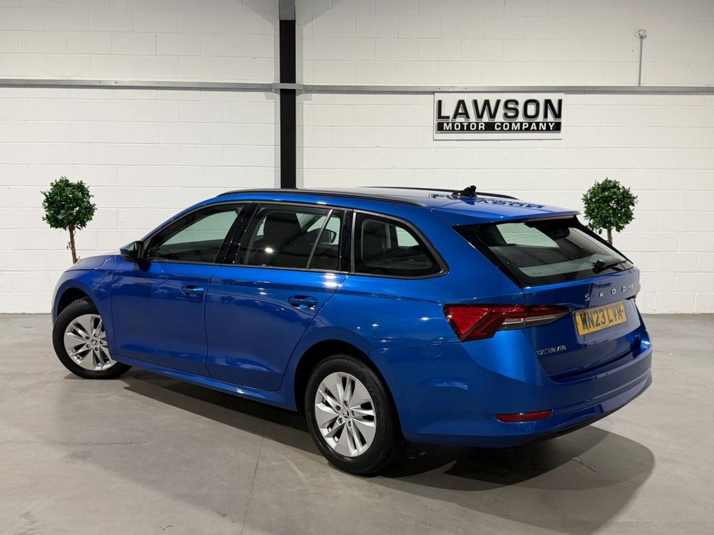 USED 2023 23 SKODA OCTAVIA 2.0 TDI SE Technology Estate 5dr Diesel Manual Euro 6 (s/s) (116 ps) 