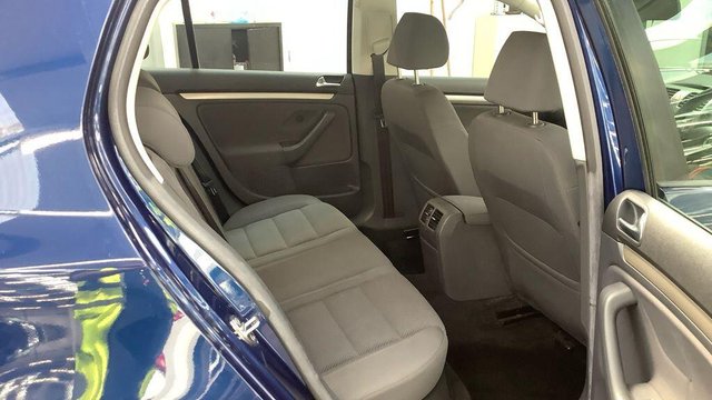 View our VOLKSWAGEN GOLF