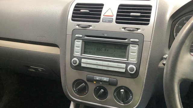 View our VOLKSWAGEN GOLF
