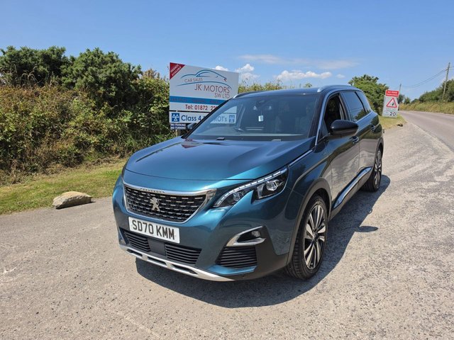 View our PEUGEOT 5008