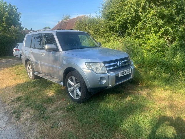 View our MITSUBISHI SHOGUN