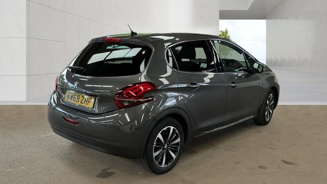 View our PEUGEOT 208