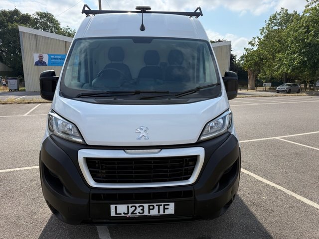 View our PEUGEOT BOXER