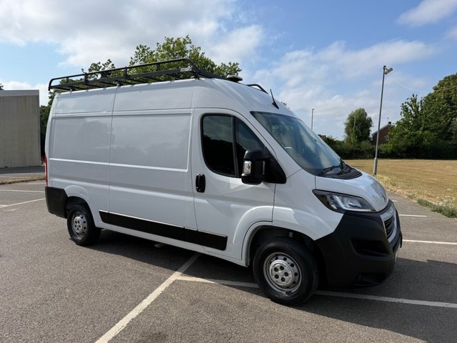 View our PEUGEOT BOXER