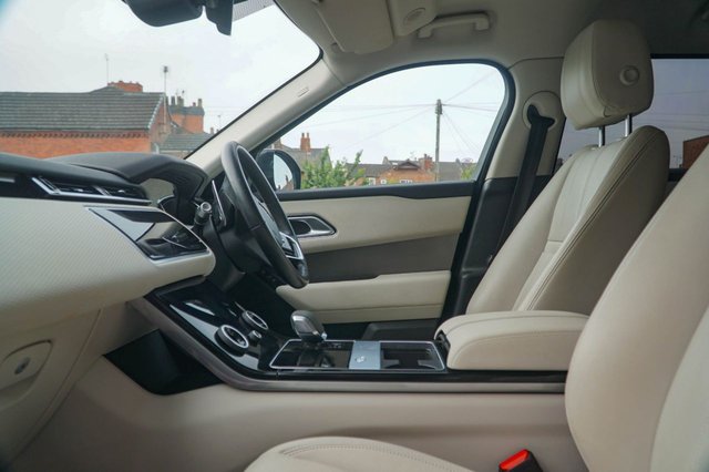 View our LAND ROVER RANGE ROVER VELAR