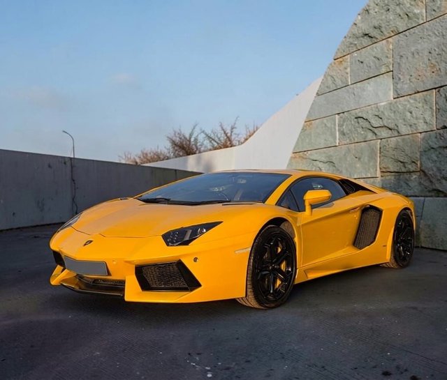 View our Lamborghini Aventador 6.5 V12 LP 700-4 Coupe 2dr Petrol ISR 4WD Euro 5 (700 bhp)