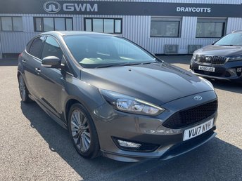 2017 FORD FOCUS