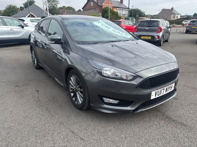 View our FORD FOCUS
