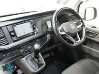 USED 2022 72 VOLKSWAGEN TRANSPORTER T28 2.0 TDI 150 BMT SWB HIGHLINE DSG AUTOMATIC ( RACKING ) 1 OWNER | DSG AUTO | 150 BHP | TAILGATE