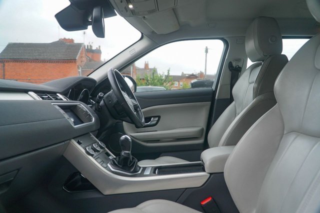 View our LAND ROVER RANGE ROVER EVOQUE