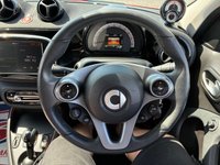 USED 2021 21 SMART FORFOUR 17.6kWh Prime Exclusive Hatchback 5dr Electric Auto (22kW Charger) (82 ps) 2 OWNERS FROM NEW* 4 STAMP SERVICE HISTORY* AUTOMATIC* FULL EV* SPLIT PANORAMIC ROOF* PARKING SENSORS* REVERSING CAMERA* ECO MODE* CRUISE CONTROL*  AIR CON* BLUETOOTH PHONE AND AUDIO* DAB