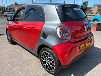 USED 2021 21 SMART FORFOUR 17.6kWh Prime Exclusive Hatchback 5dr Electric Auto (22kW Charger) (82 ps) 2 OWNERS FROM NEW* 4 STAMP SERVICE HISTORY* AUTOMATIC* FULL EV* SPLIT PANORAMIC ROOF* PARKING SENSORS* REVERSING CAMERA* ECO MODE* CRUISE CONTROL*  AIR CON* BLUETOOTH PHONE AND AUDIO* DAB