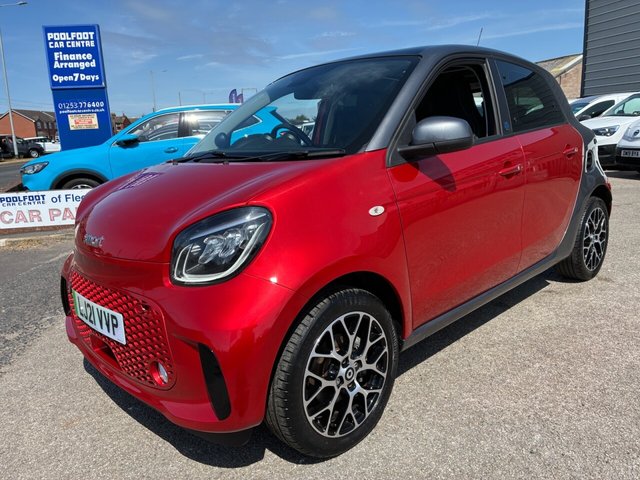 View our Smart Forfour 17.6kWh Prime Exclusive Hatchback 5dr Electric Auto (22kW Charger) (82 ps)