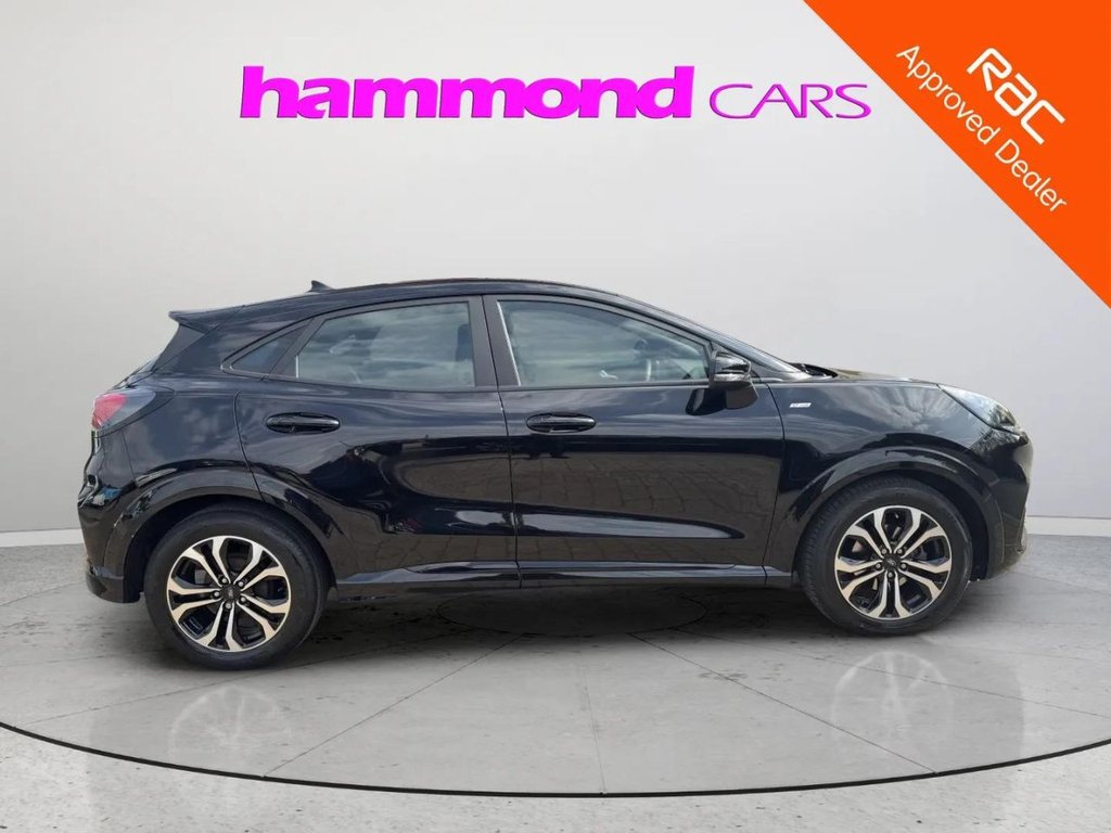 2023 Ford Puma — image 2
