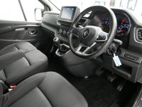 USED 2023 23 RENAULT TRAFIC 30 2.0 BLUEDCI 130 BHP SL EXTRA NAV EDITION 1 OWNER | SAT NAV | AIR CON | ALLOYS