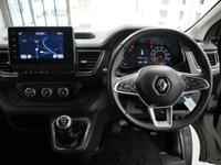 USED 2023 23 RENAULT TRAFIC 30 2.0 BLUEDCI 130 BHP SL EXTRA NAV EDITION 1 OWNER | SAT NAV | AIR CON | ALLOYS