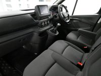 USED 2023 23 RENAULT TRAFIC 30 2.0 BLUEDCI 130 BHP SL EXTRA NAV EDITION 1 OWNER | SAT NAV | AIR CON | ALLOYS