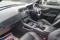 USED 2017 67 JAGUAR F-PACE 2.0 D180 R-Sport SUV 5dr Diesel Auto AWD Euro 6 (s/s) (180 ps) 