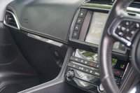 USED 2017 67 JAGUAR F-PACE 2.0 D180 R-Sport SUV 5dr Diesel Auto AWD Euro 6 (s/s) (180 ps) 