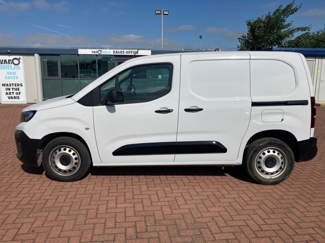 View our PEUGEOT PARTNER