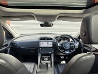 USED 2019 19 JAGUAR F-PACE 2.0 D180 Portfolio SUV 5dr Diesel Auto AWD Euro 6 (s/s) (180 ps) BLACK+CLEANEXAMPLE+LOADED