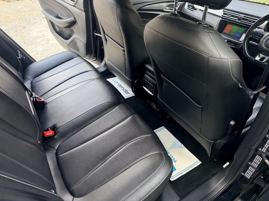 USED 2022 22 MG MG5 61.1kWh Exclusive Long Range Estate 5dr Electric Auto (156 ps) 1 Owner|Adaptive Cruise|Camera|SatNav|Apple CarPlay/Android Auto|