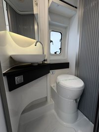 USED 2024 24 ADRIA TWIN Twin Supreme 600 SPB - 4 Belt - 2 Berth - Low Mileage 