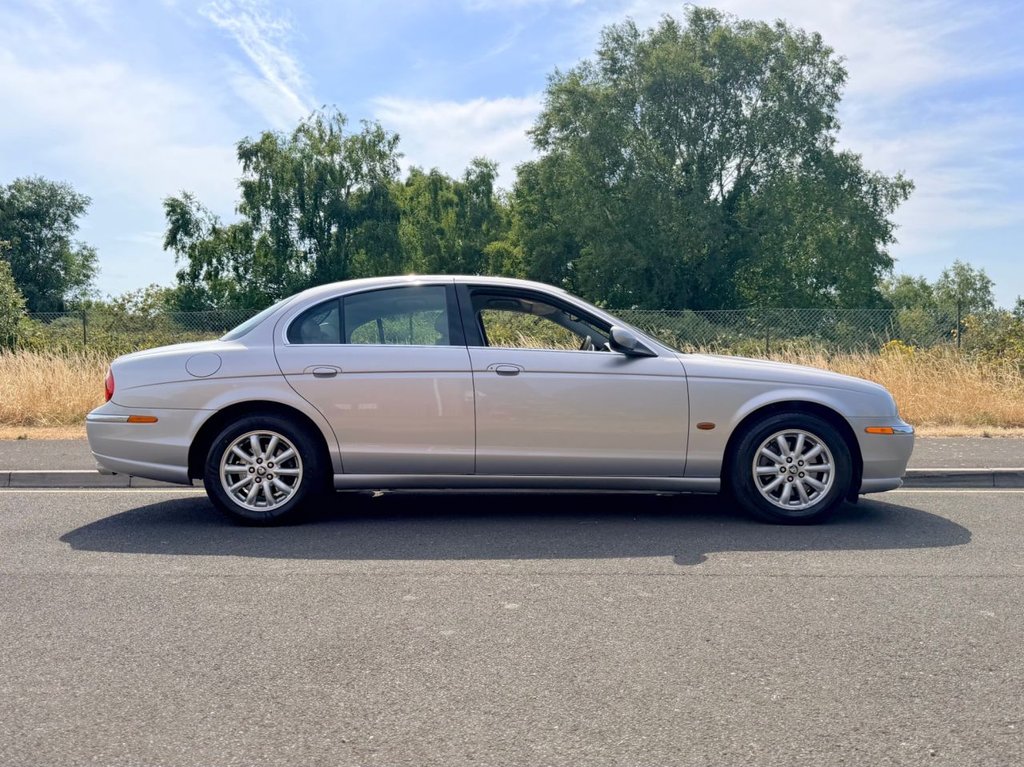 USED 2002 52 JAGUAR S-TYPE 3.0 V6 SE // Saloon // Petrol // Automatic (259 g/km, 240 bhp) // px swap 