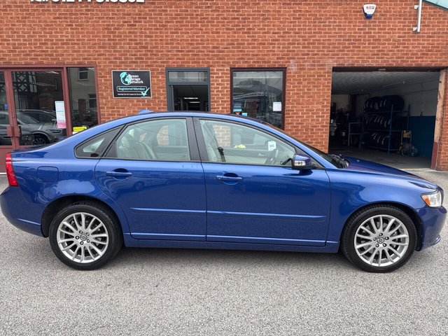 View our VOLVO S40