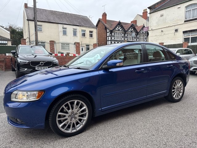 View our VOLVO S40