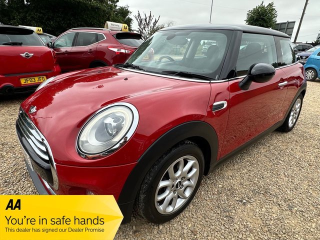 View our MINI Hatch 1.5 Cooper Hatchback 3dr Petrol Manual Euro 6 (s/s) (136 ps)