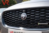 USED 2021 21 JAGUAR E-PACE 1.5 P300e 12.17kWh R-Dynamic SE SUV 5dr Petrol Plug-in Hybrid Auto AWD Euro 6 (s/s) (309 ps) CarPlay + Pan Roof + 360&ordm; Camera