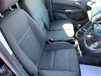 USED 2015 65 FORD TRANSIT CONNECT 1.6 TDCi 200 Limited Panel Van 5dr Diesel Manual L1 H1 (124 g/km, 113 bhp) 