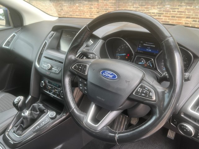 View our FORD FOCUS
