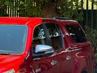 USED 2017 17 TOYOTA HILUX 2.4 D-4D Invincible Auto 4WD Euro 6 4dr (TSS, 3.5t) OVER Â£6000 SPENT LAST SERVICE