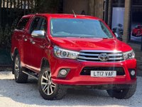 USED 2017 17 TOYOTA HILUX 2.4 D-4D Invincible Auto 4WD Euro 6 4dr (TSS, 3.5t) OVER Â£6000 SPENT LAST SERVICE