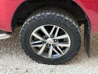 USED 2017 17 TOYOTA HILUX 2.4 D-4D Invincible Auto 4WD Euro 6 4dr (TSS, 3.5t) OVER Â£6000 SPENT LAST SERVICE