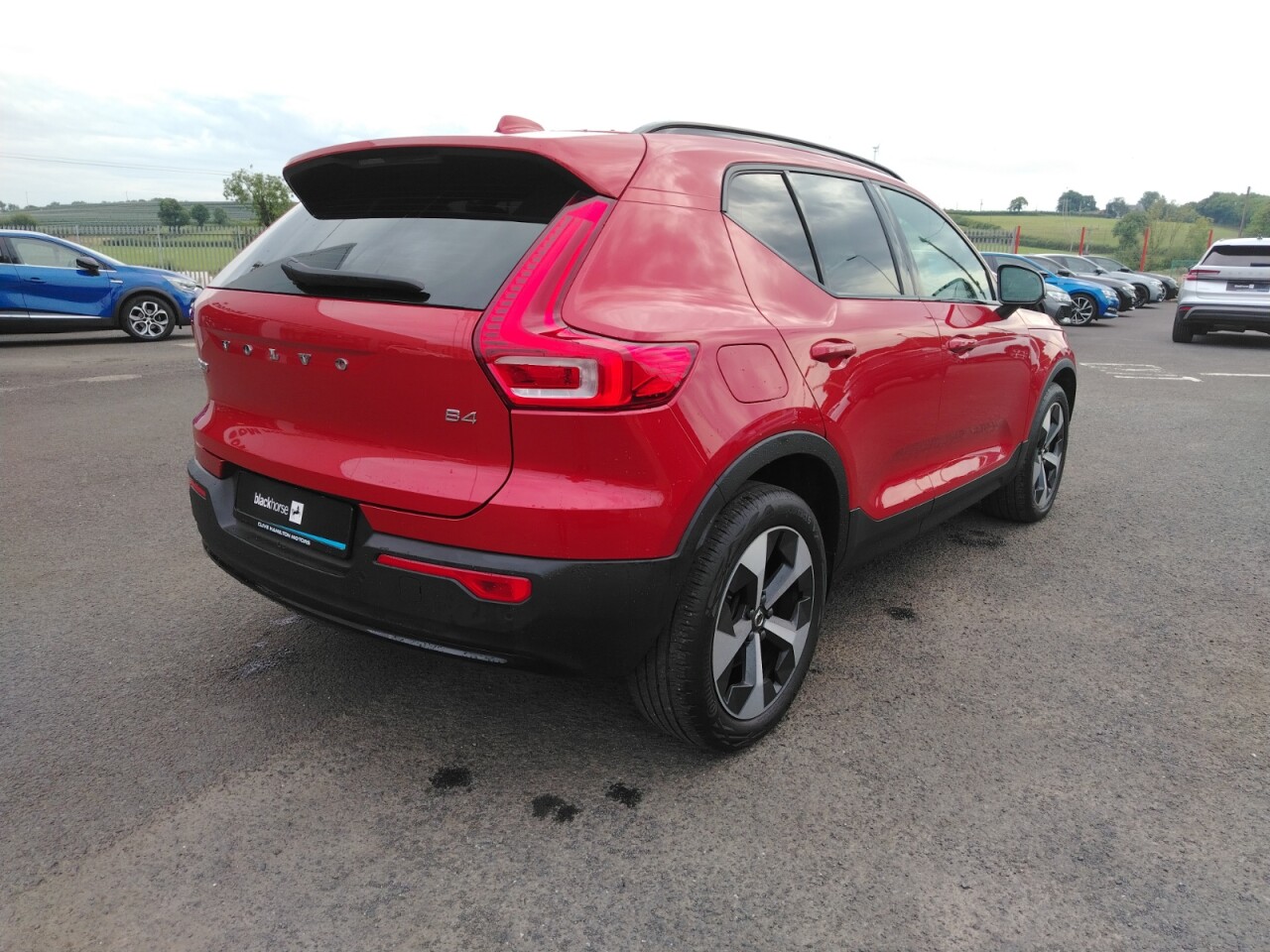 2025 VOLVO XC40 2.0 B4 MHEV Plus Dark SUV 5dr Petrol Hybrid DCT Auto Euro 6 (s/s) (197 ps) - vehicle photo 9 for sale on PureCar