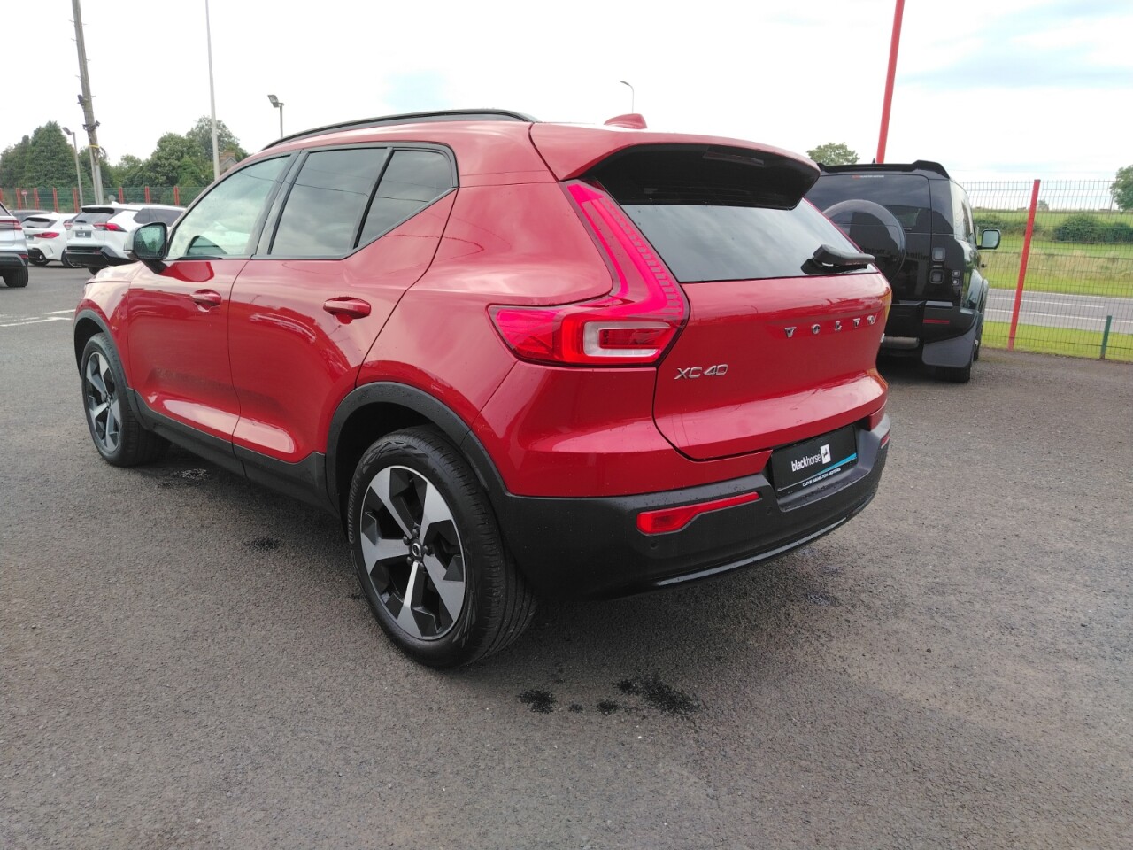 2025 VOLVO XC40 2.0 B4 MHEV Plus Dark SUV 5dr Petrol Hybrid DCT Auto Euro 6 (s/s) (197 ps) - vehicle photo 11 for sale on PureCar