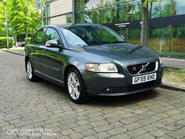 View our Volvo S40 2.0D GPF SE Saloon 4dr Diesel Powershift Euro 4 (136 ps)