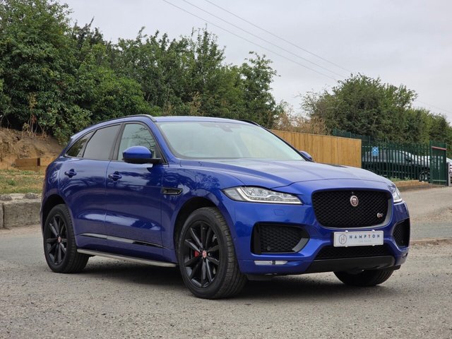 View our Jaguar F-Pace 3.0 V6 S SUV 5dr Petrol Auto AWD Euro 6 (s/s) (380 ps)