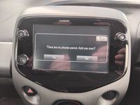 USED 2020 20 TOYOTA AYGO 1.0 VVT-i x-play Hatchback 5dr Petrol Manual Euro 6 (71 ps) ONLY 8,015 MILES FROM NEW