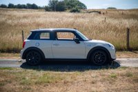 USED 2016 16 MINI HATCH 2.0 Cooper S Hatchback 3dr Petrol Manual Euro 6 (s/s) (192 ps) 