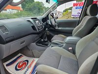 USED 2010 60 TOYOTA HILUX  4X4 D-CAB D4D INVINCIBLE 3.0TD IDEAL EXPORT  