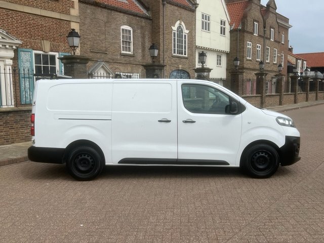 View our VAUXHALL VIVARO