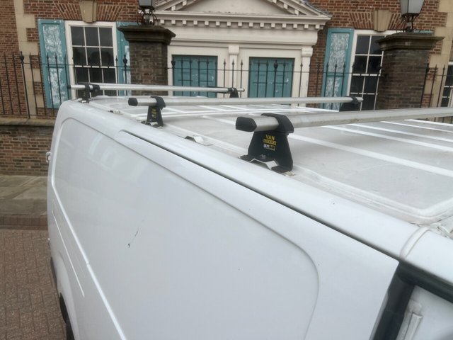 View our VAUXHALL VIVARO