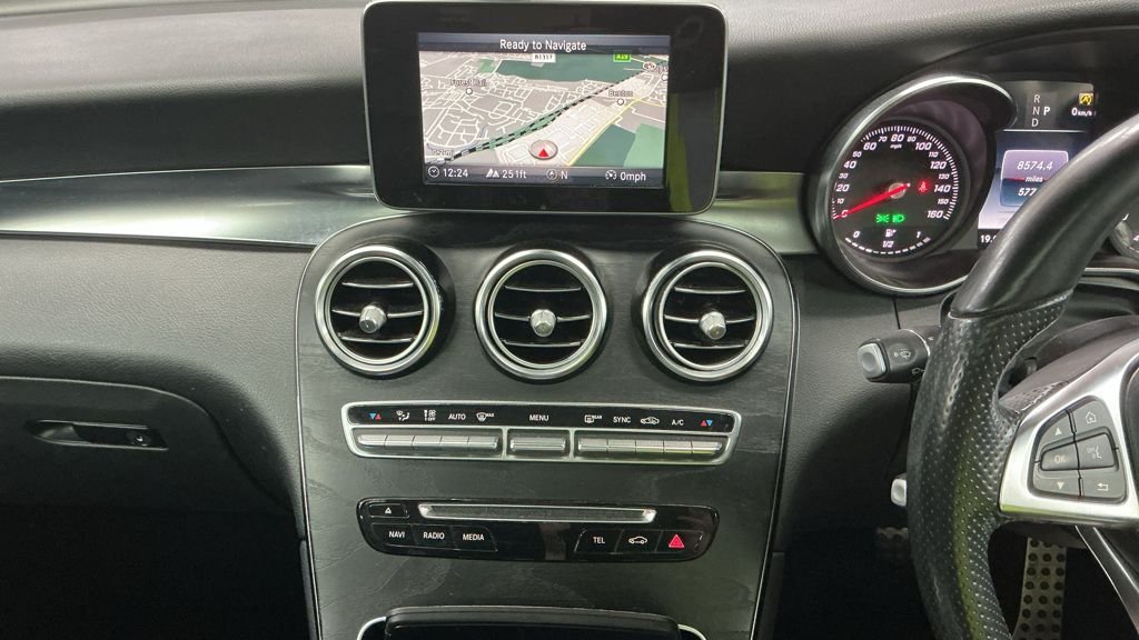 USED 2018 18 MERCEDES-BENZ GLC 2.1 GLC220d AMG Line (Premium) SUV 5dr Diesel G-Tronic 4MATIC Euro 6 (s/s) (170 ps) FULL MERCEDES HISTORY