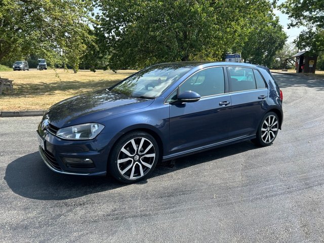 View our VOLKSWAGEN GOLF